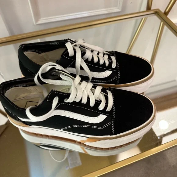 Vans Stacked Platform Sneakers - Picture 6 of 7